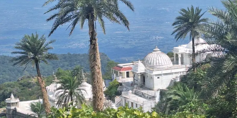 Visit Achalgarh hill station
