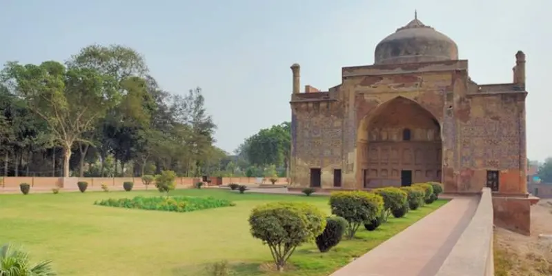 View of Chini ka Rauza