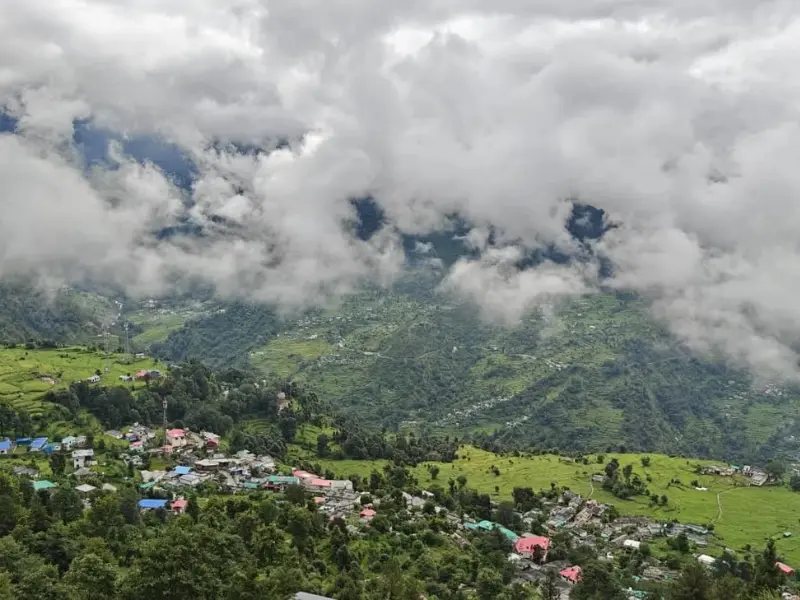 Summer view of Chpta Chandrashila trek