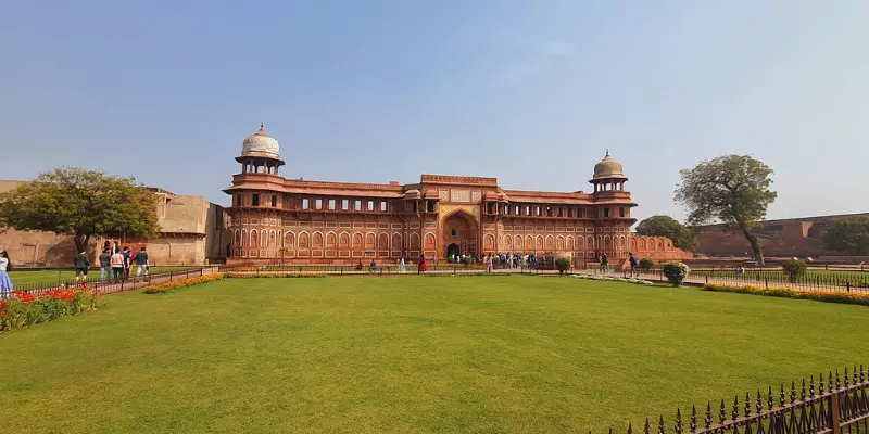 View of Jahangir Palace