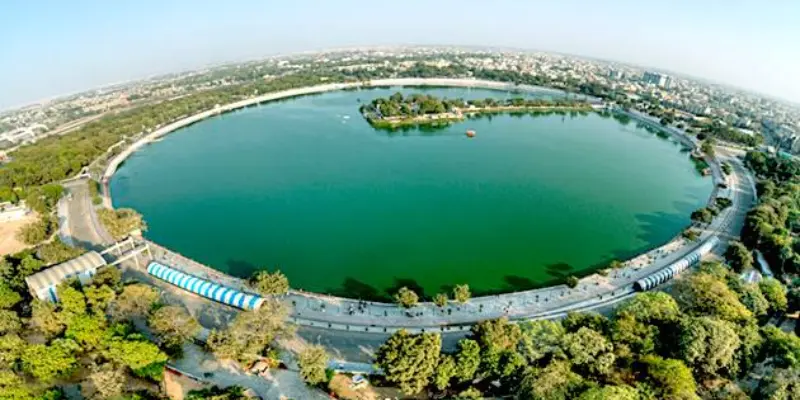 Visit Kankaria Lake Near Ahmedabad