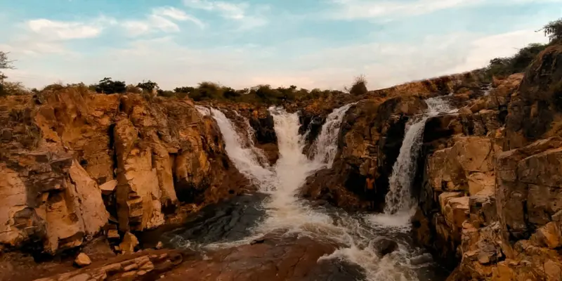 View of Khad Khambhaliya Waterfall