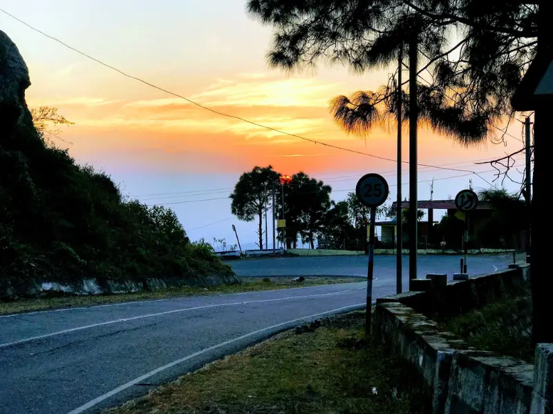Visit Nahan hills near chandigarh