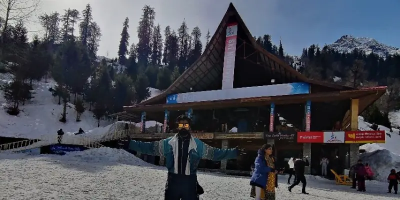 Paragliding Centers In Solang Valley Manali Solang Valley Booking Centers for Paragliding