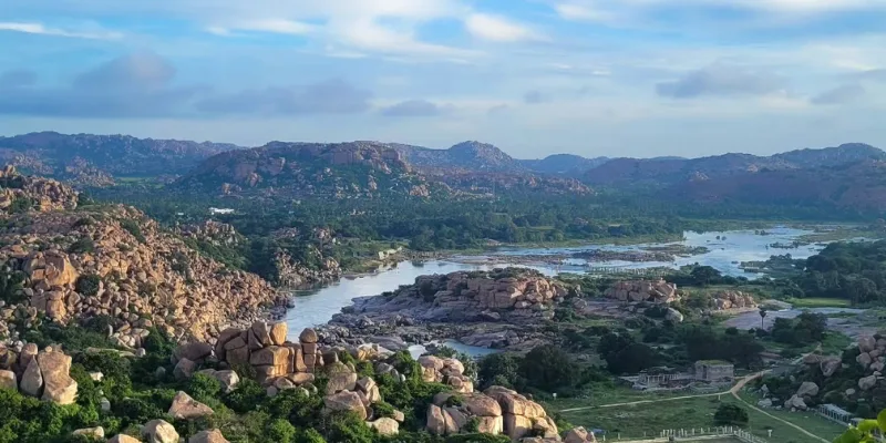 Tourist places to visit near Hampi