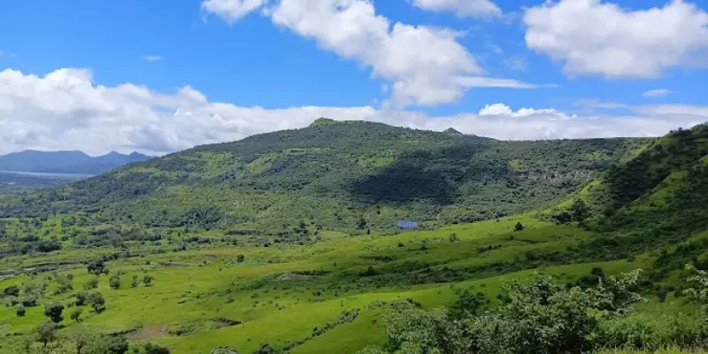 Tourist places near Kamshet within 100 km