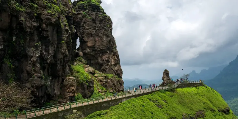 Tourist places near Khopoli within 100 km