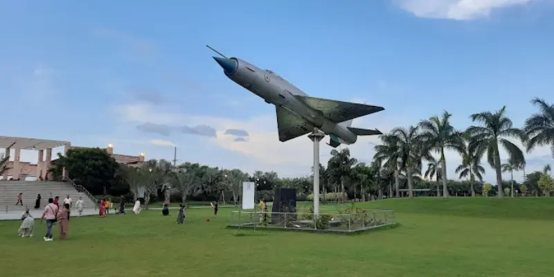 Tourist places near Lucknow within 100 Kms