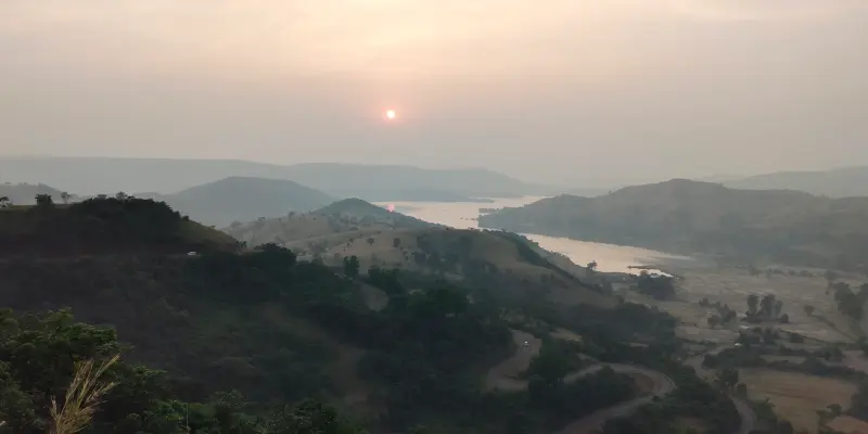 Tourist places near Pune within 100 km