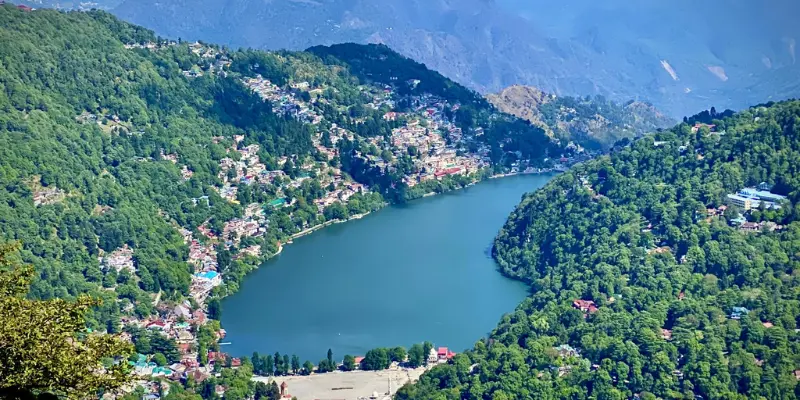 Tourist places near Rampur within 100 km