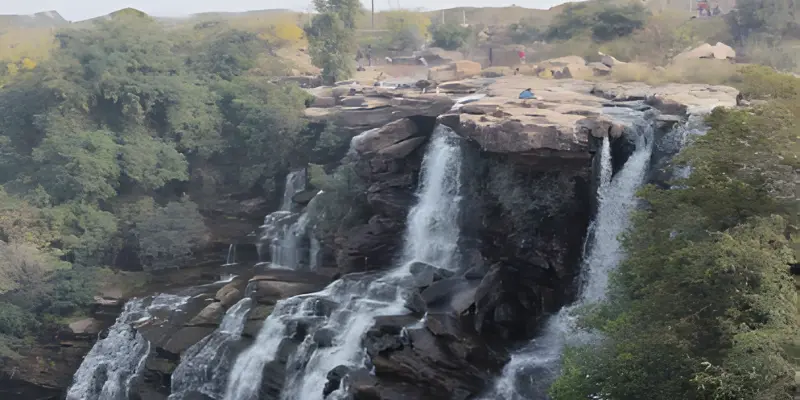 Tanda Falls View View of Tanda falls