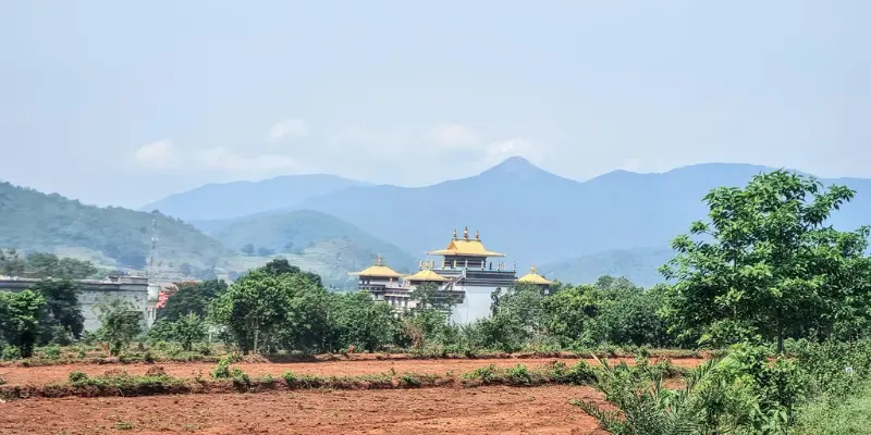 Visit Taptapani hill station