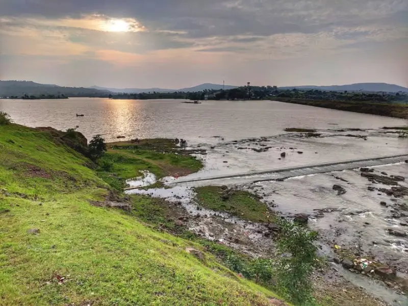 Best place Choral Dam near Indore