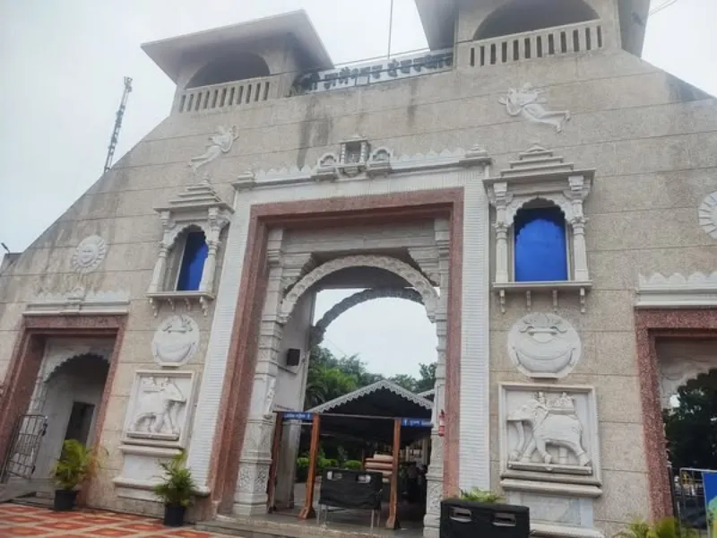 Visit Shani Shingnapur Near Shirdi Shani Shingnapur to visit Near Shirdi