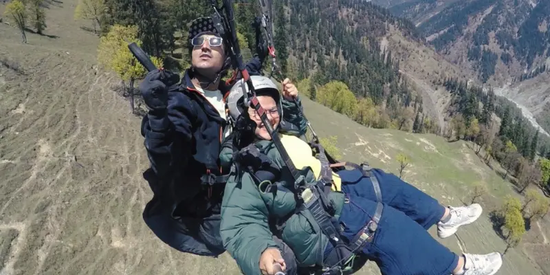 What To Carry For Paragliding In Solang Valley Paragliding view